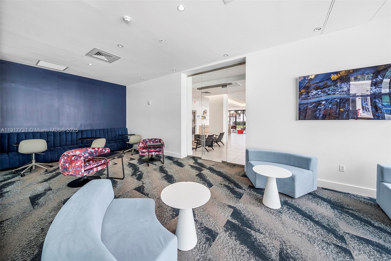 3301 NE 1st Ave # H2201