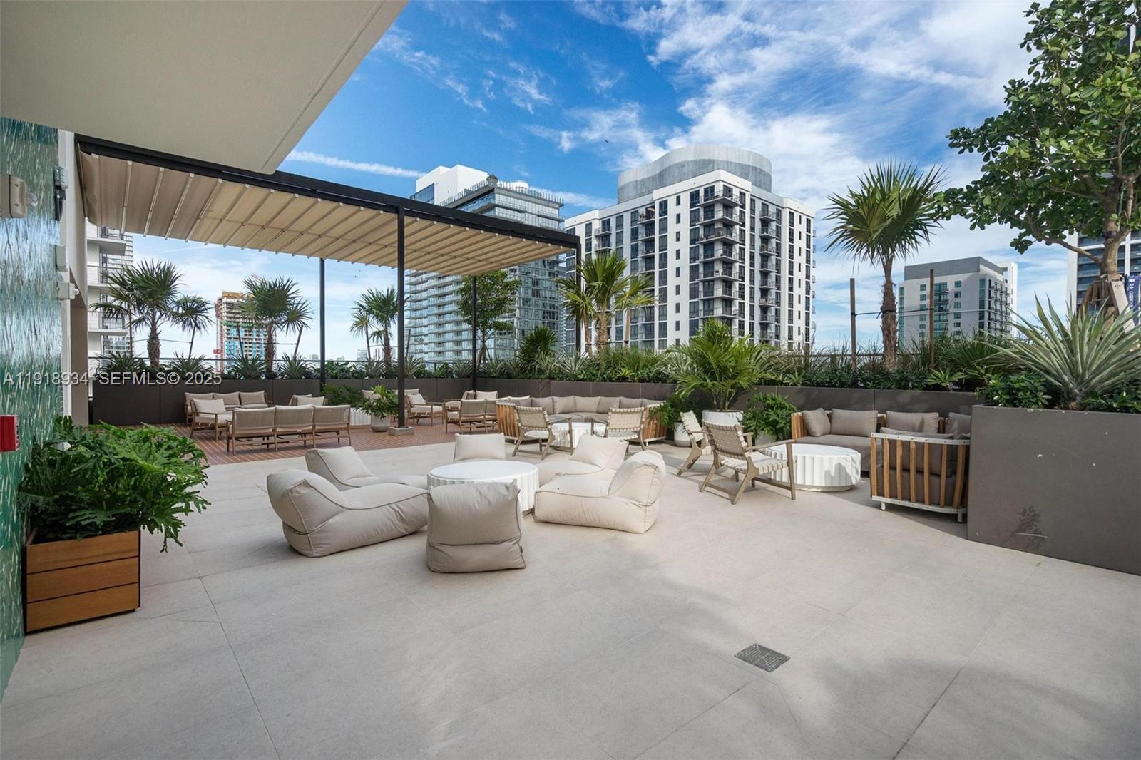 11 NE 6th Street # 2206