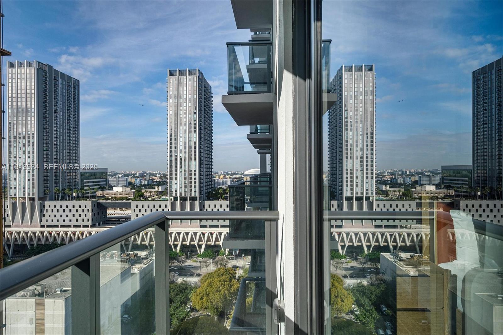 11 NE 6th Street # 2206