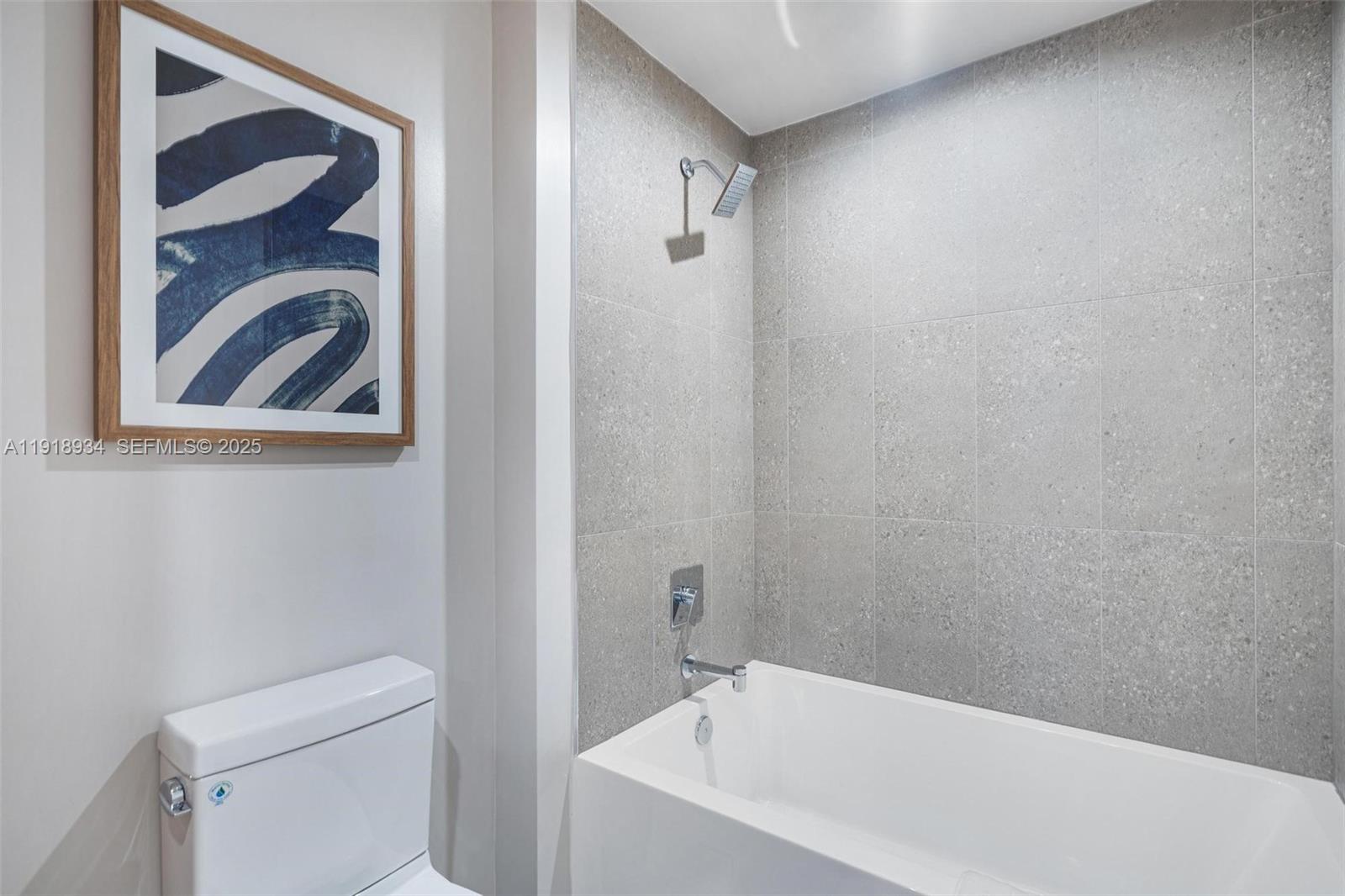 11 NE 6th Street # 2206