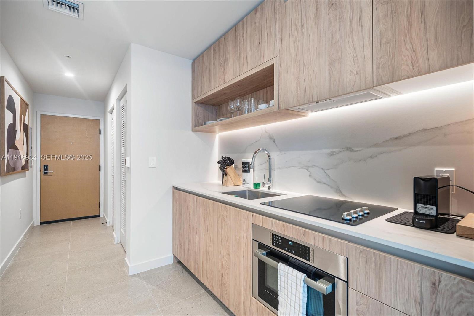 11 NE 6th Street # 2206