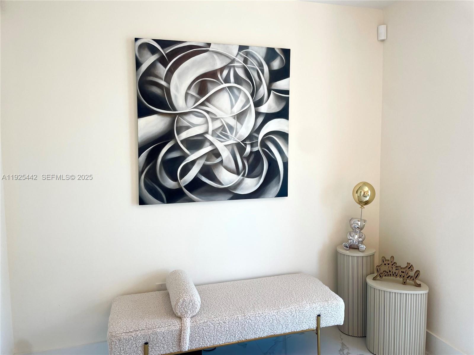 5900 Collins Ave # 1104