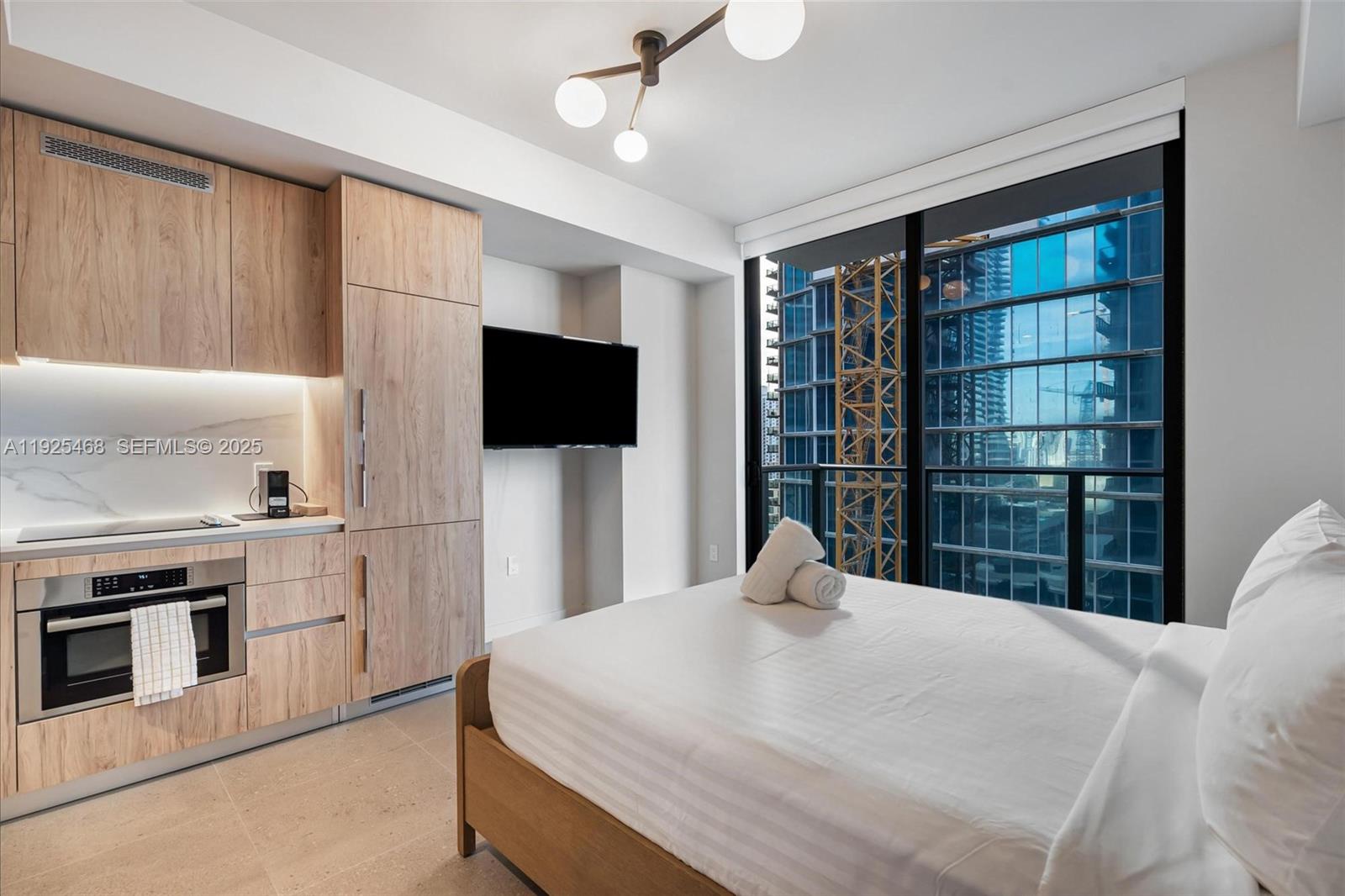 11 NE 6th Street # 2206