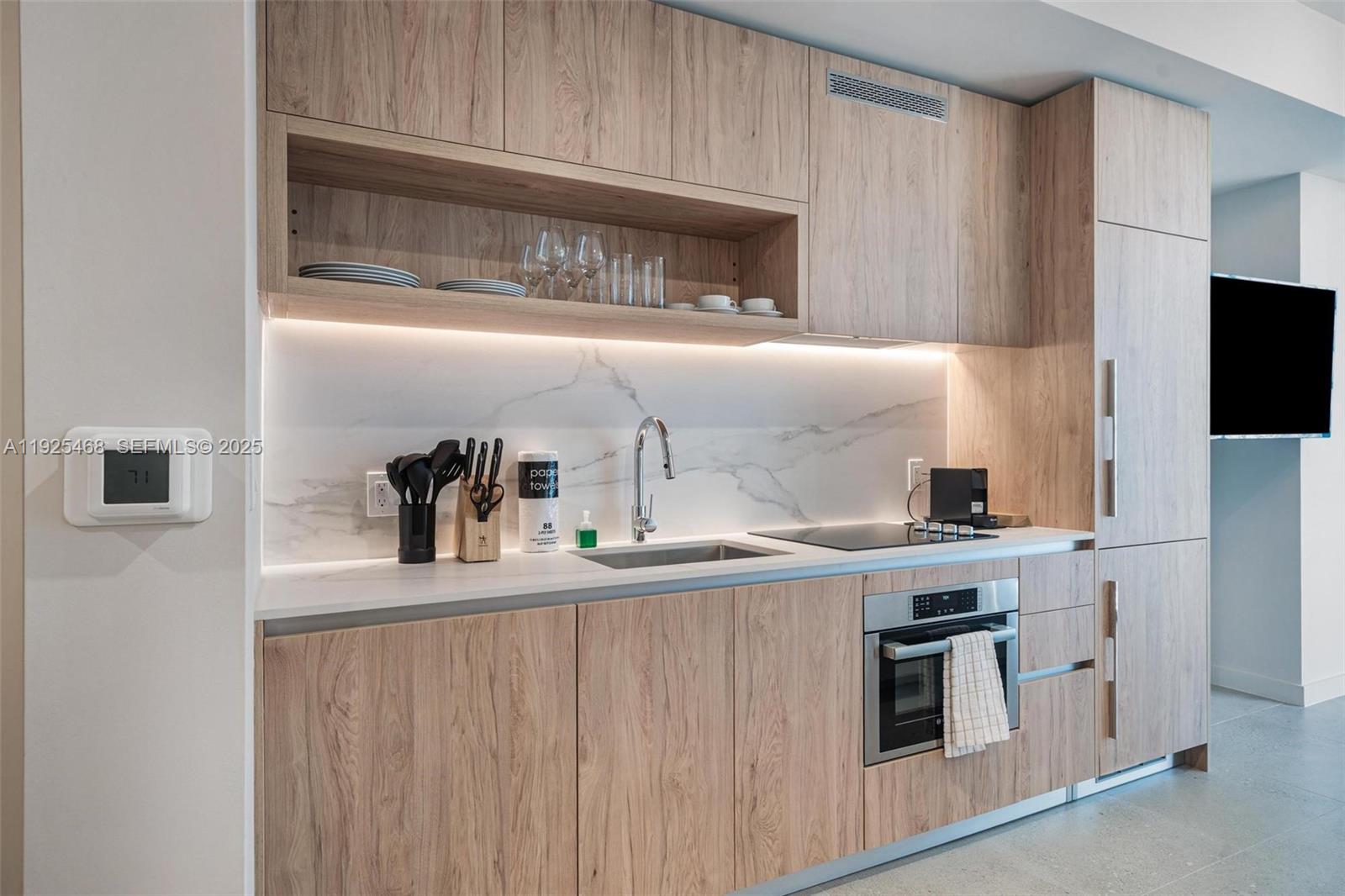 11 NE 6th Street # 2206