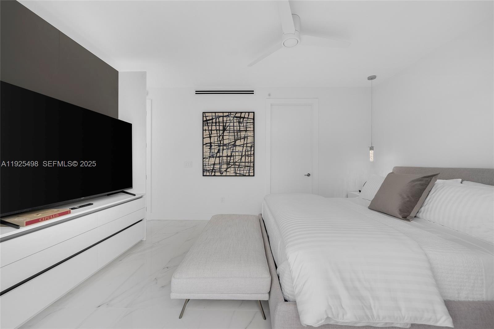 100 S Pointe Dr # 13 Unit: TH-13