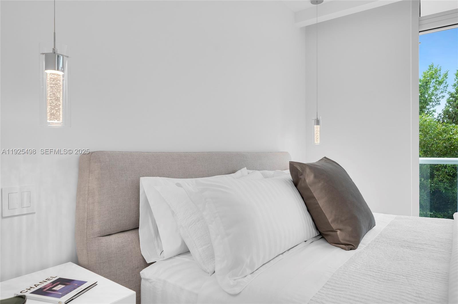 100 S Pointe Dr # 13 Unit: TH-13