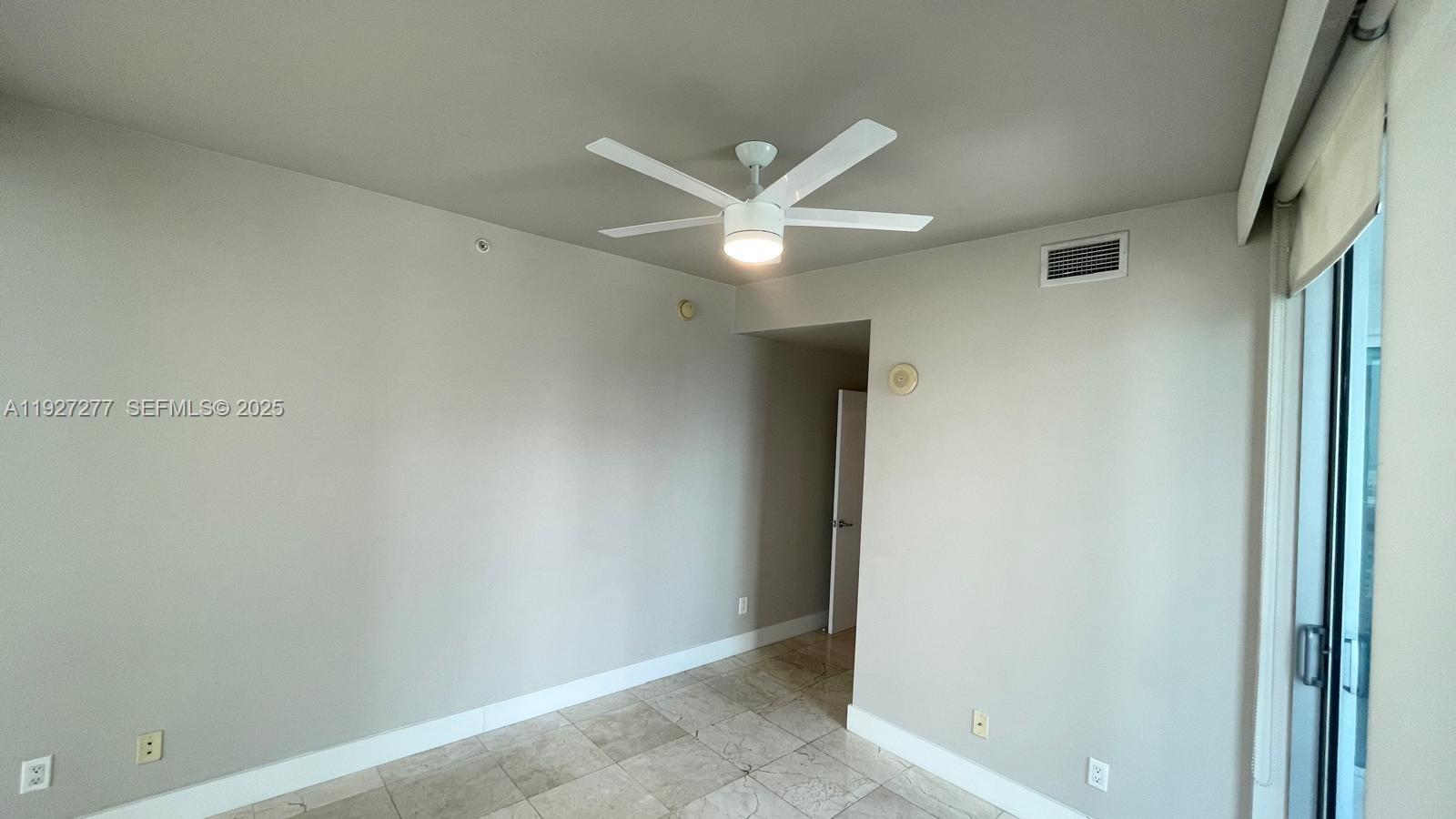 888 Biscayne Blvd # 2412