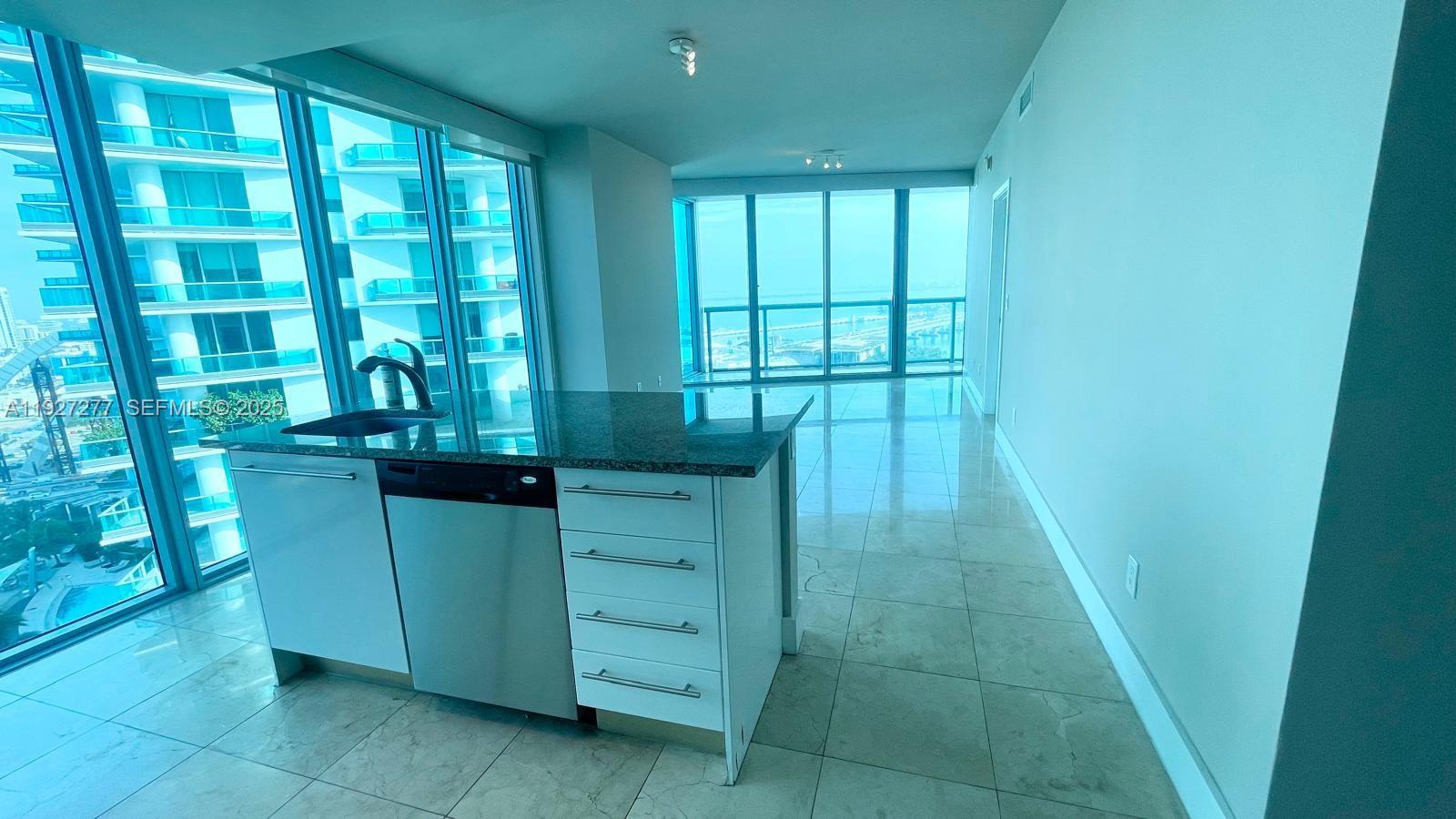 888 Biscayne Blvd # 2412