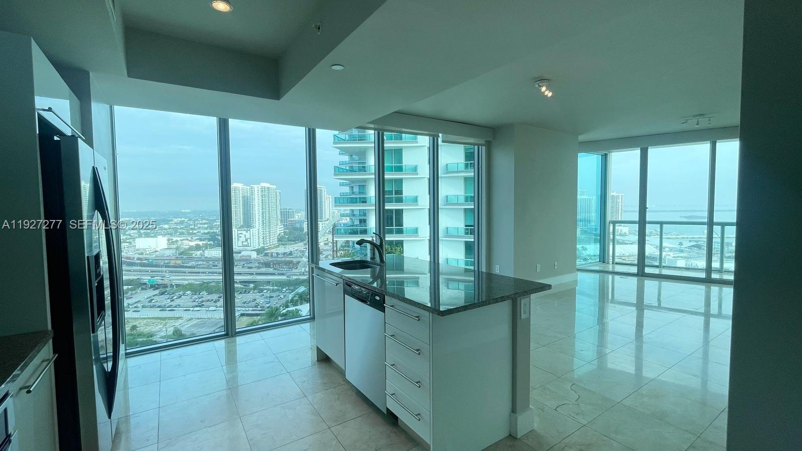 888 Biscayne Blvd # 2412