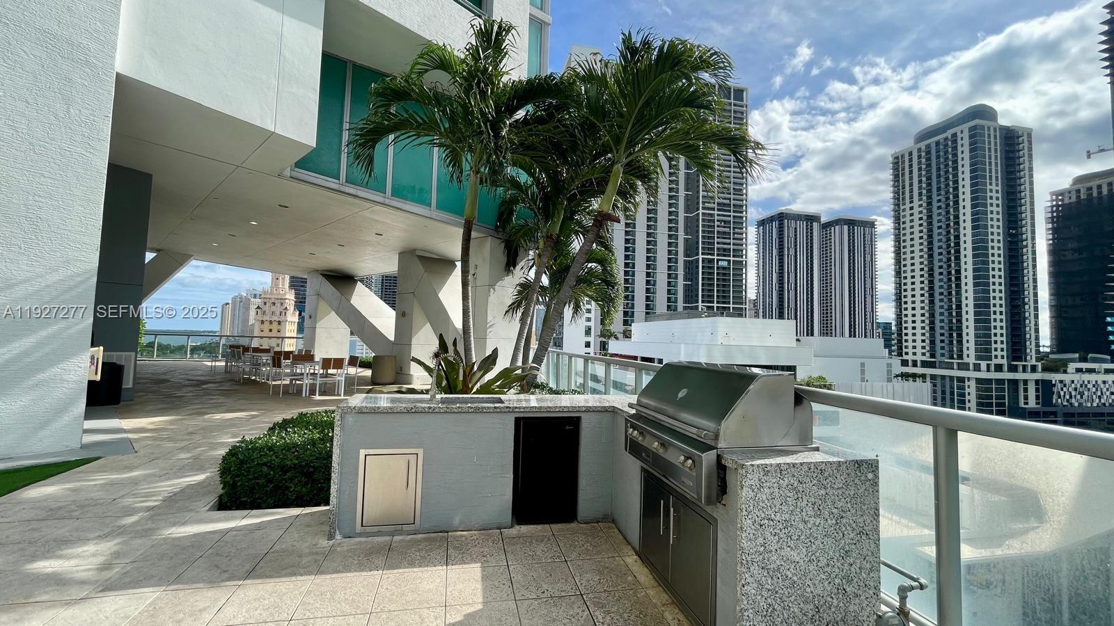 888 Biscayne Blvd # 2412