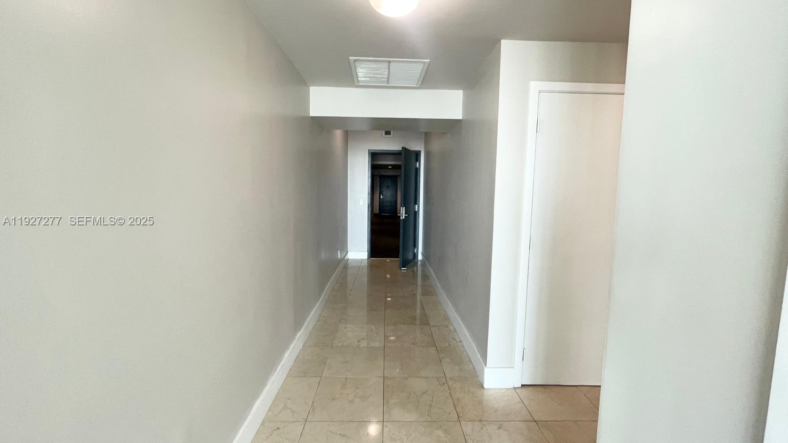 888 Biscayne Blvd # 2412