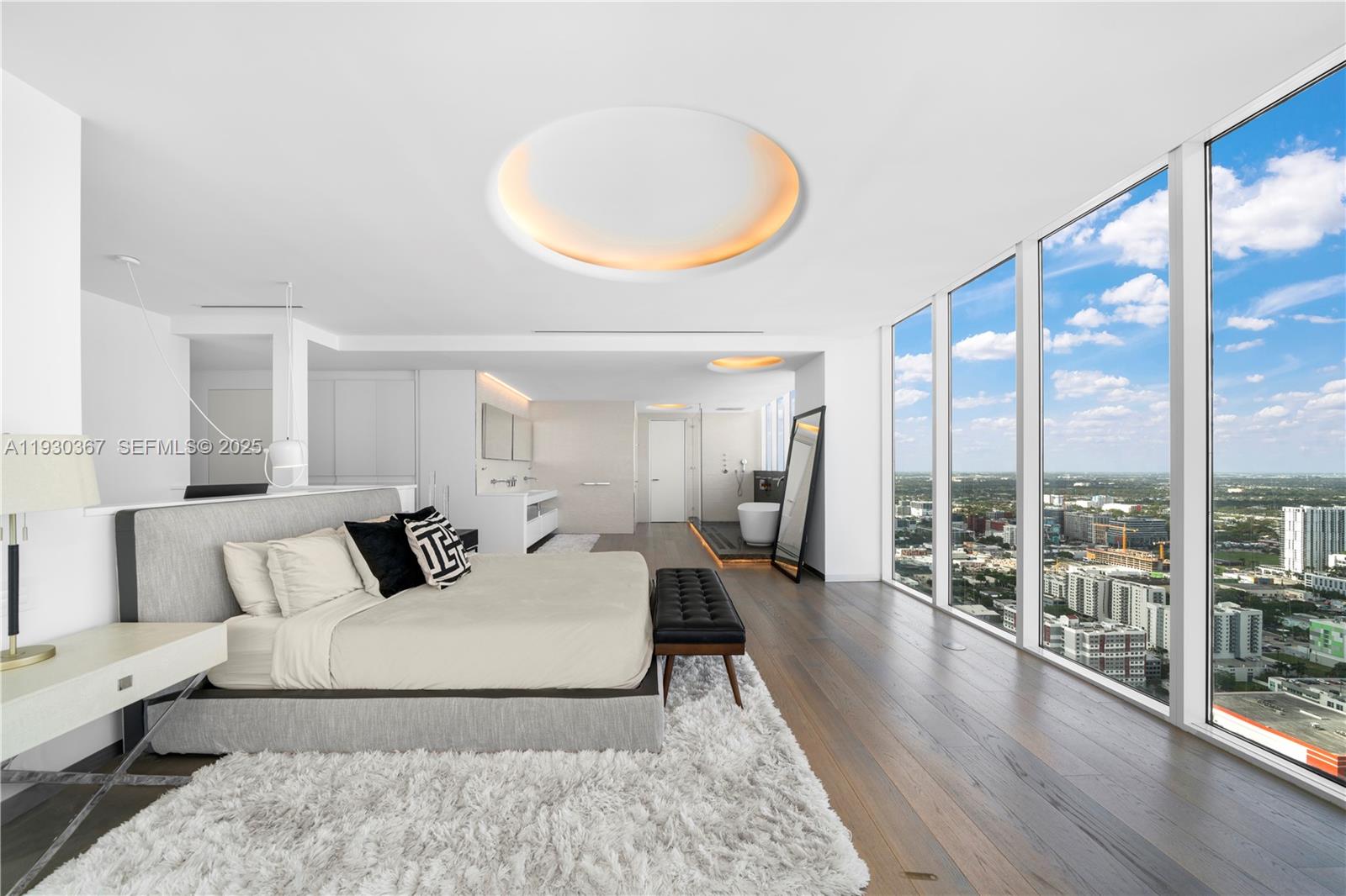 2020 N Bayshore Dr Unit: PH4502