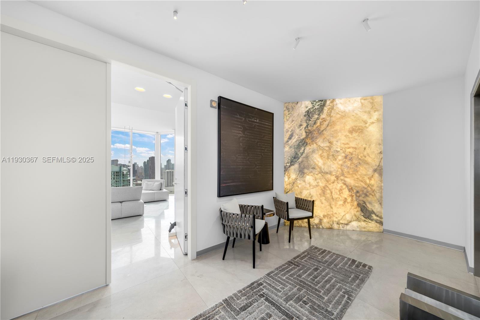 2020 N Bayshore Dr Unit: PH4502