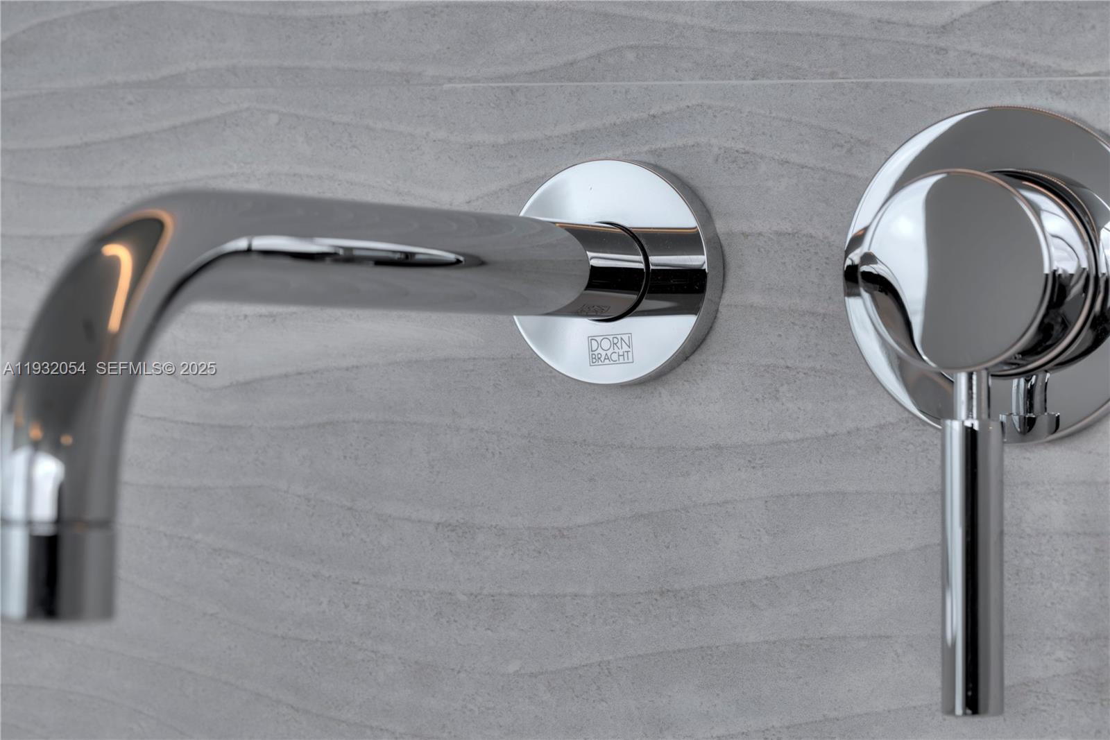 2020 N Bayshore Dr Unit: PH4502