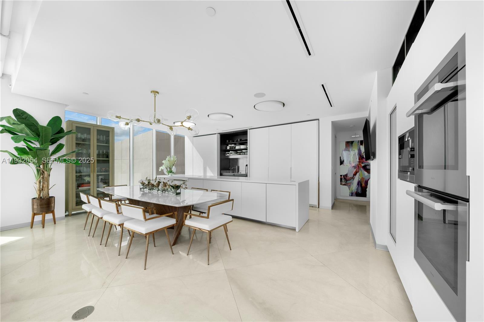 2020 N Bayshore Dr Unit: PH4502