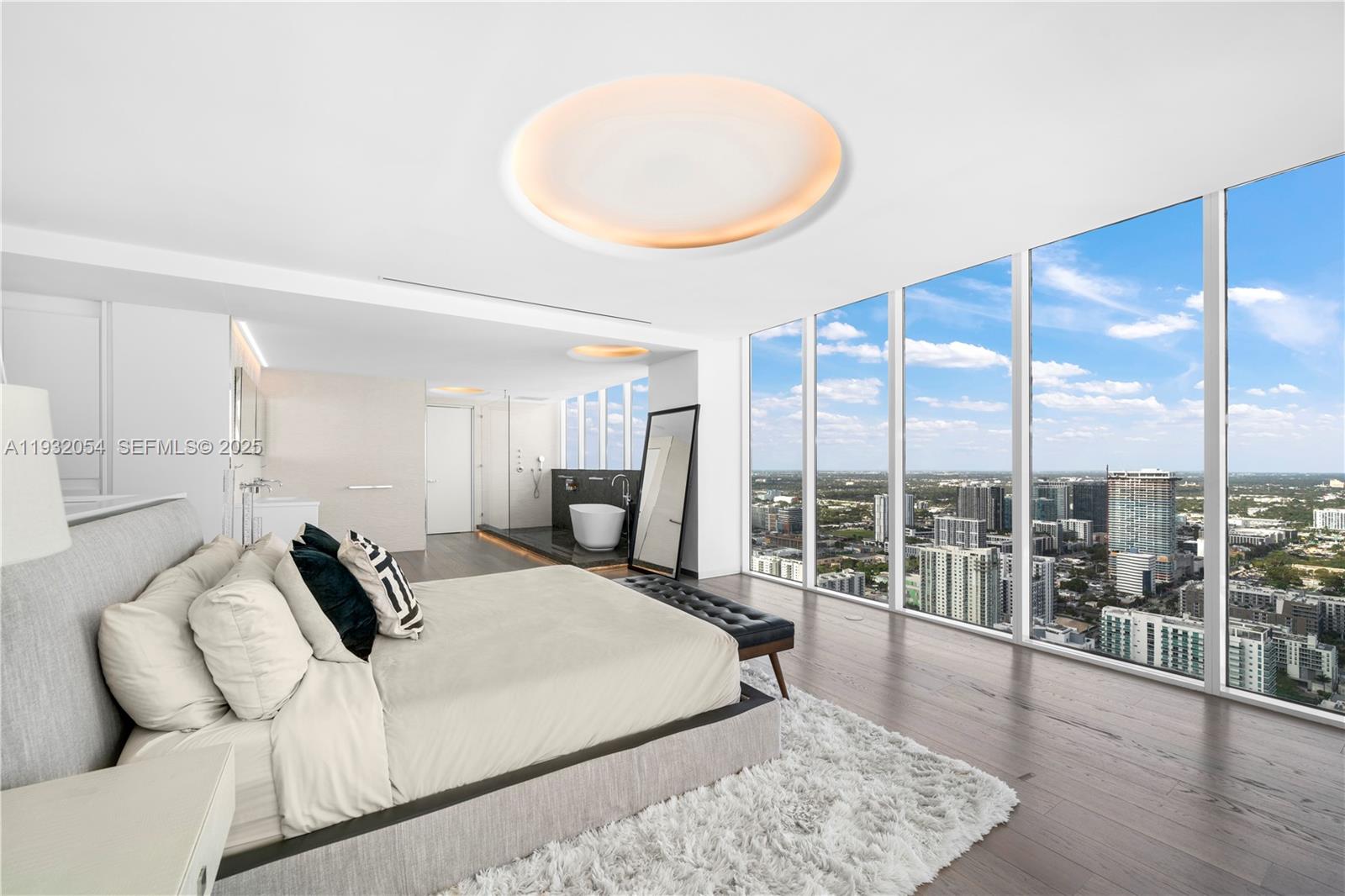 2020 N Bayshore Dr Unit: PH4502