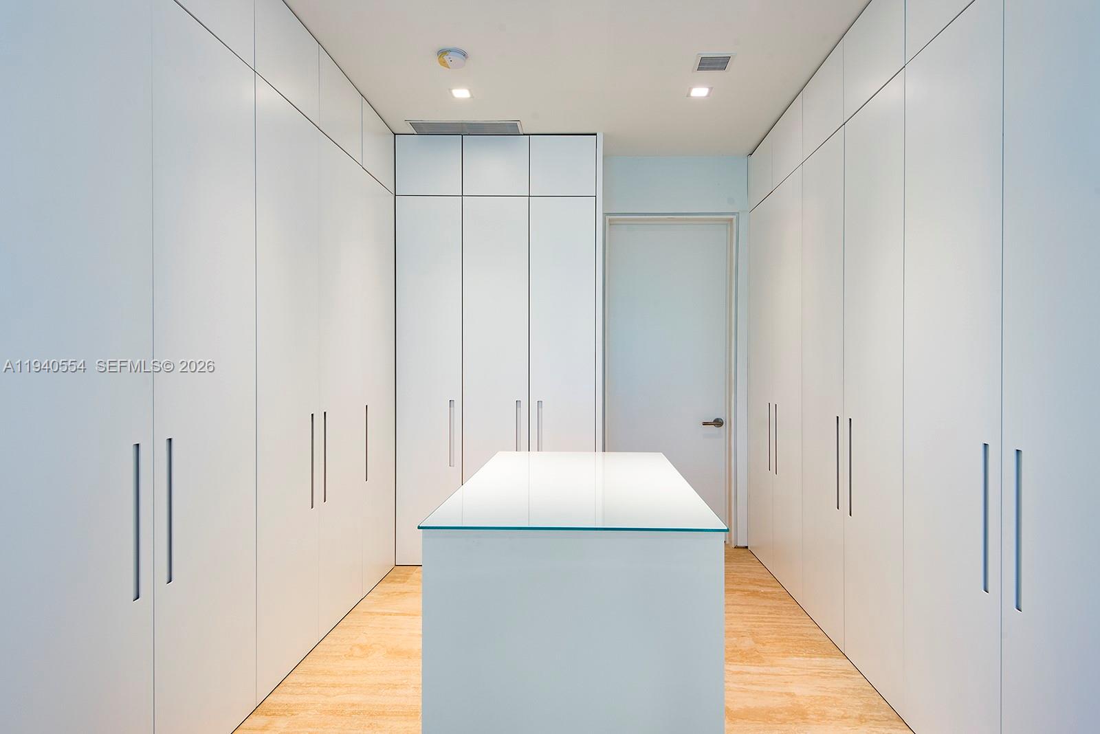 311 Meridian Ave # 302