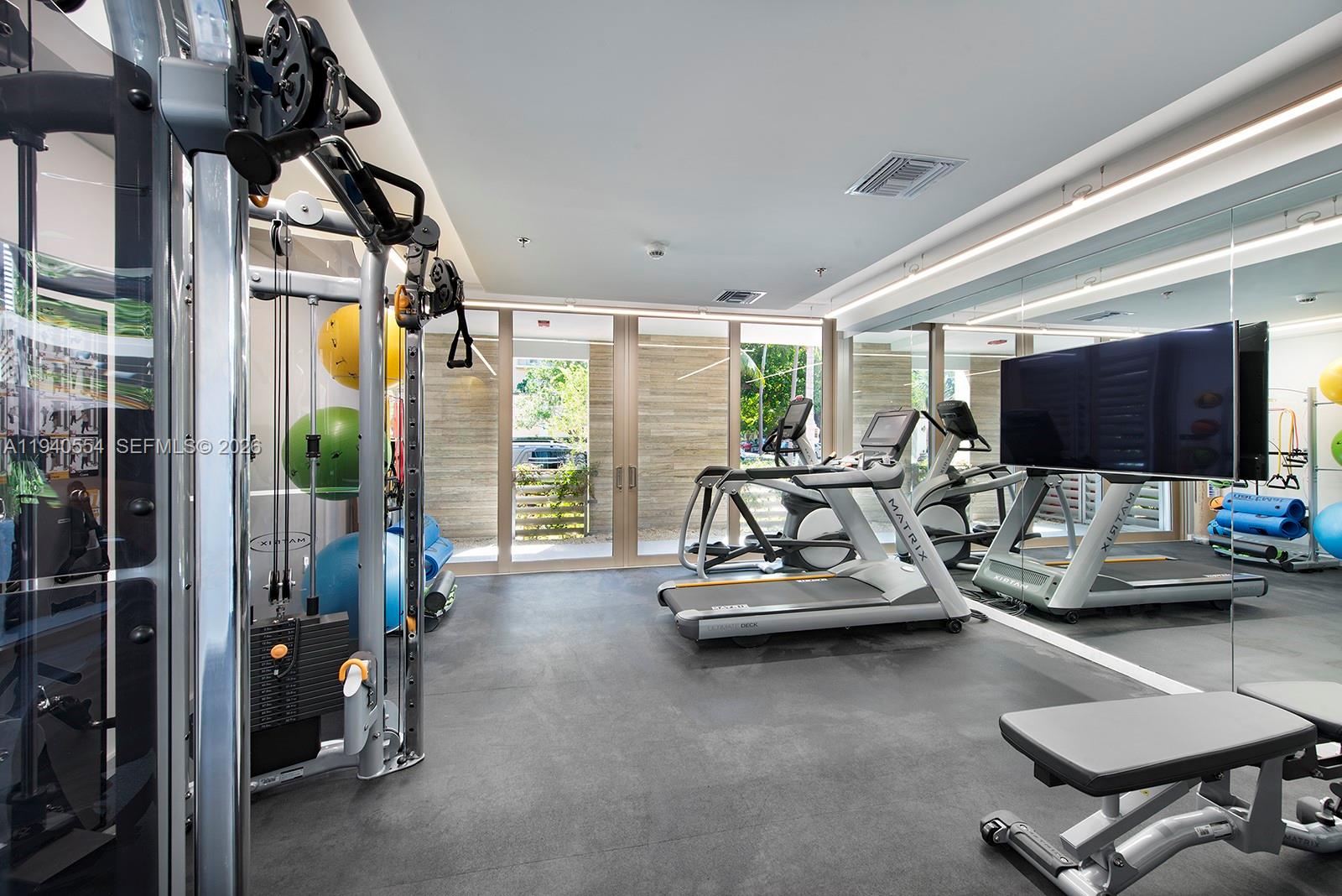 311 Meridian Ave # 302