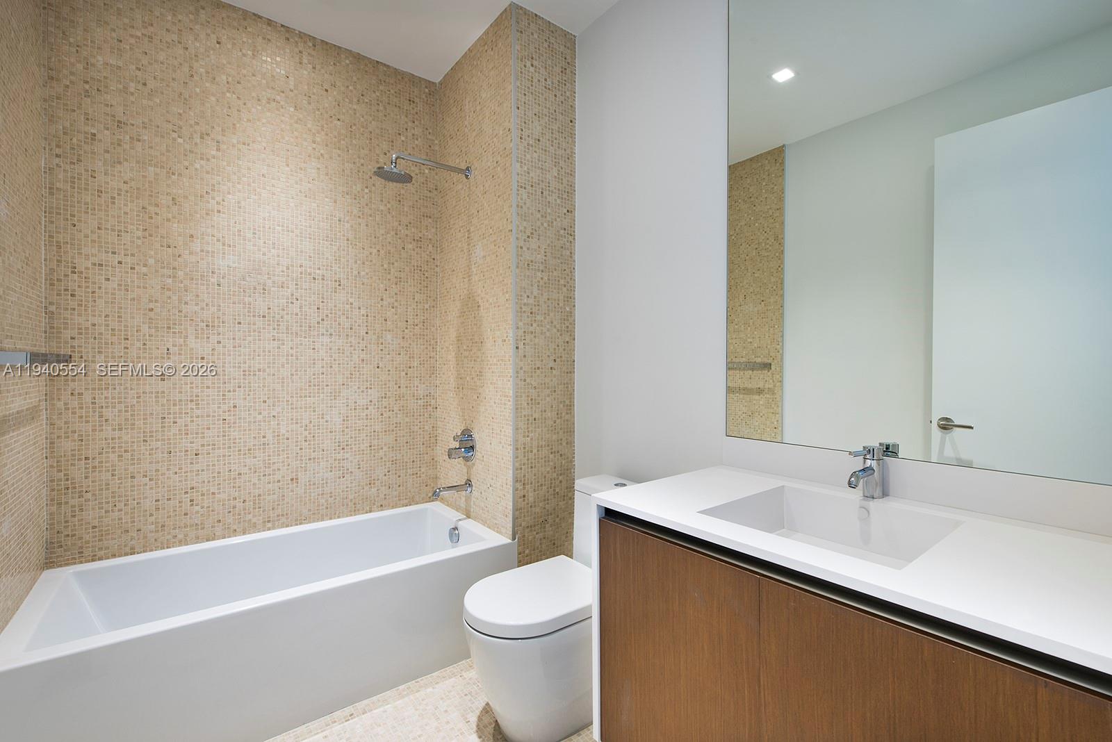 311 Meridian Ave # 302