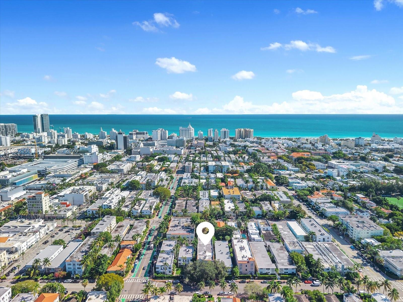 1559 Michigan Ave # 301