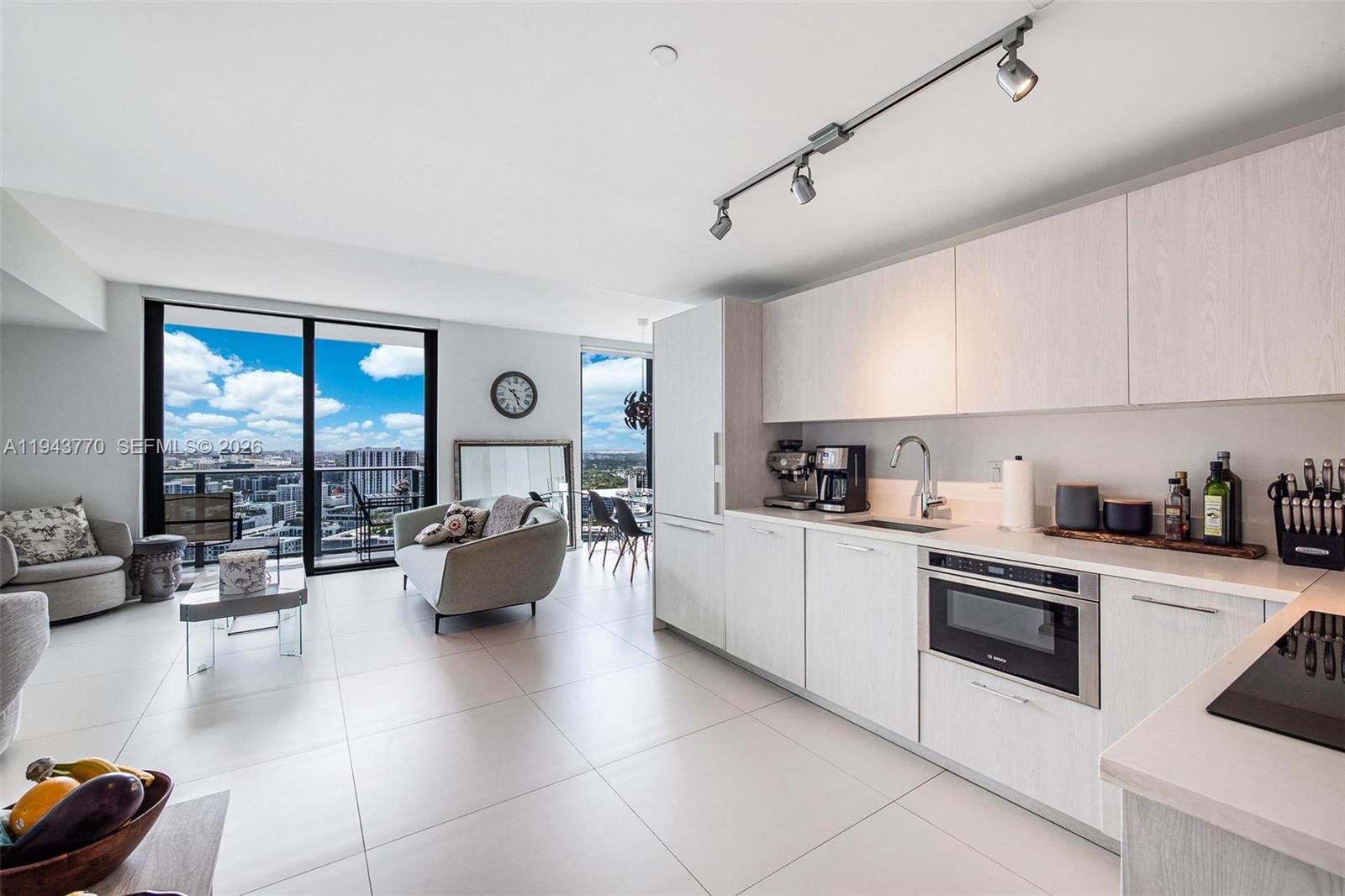 501 NE 31st St # 3009