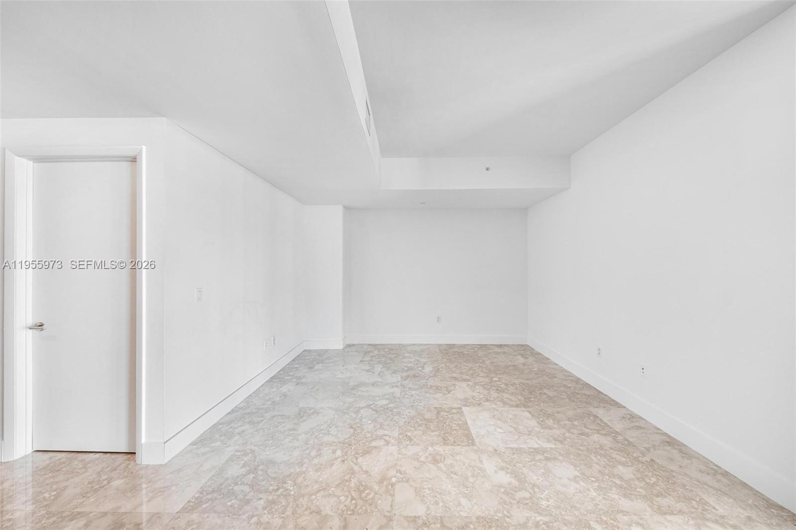 3131 NE 188th St # 803 Unit: 2-803