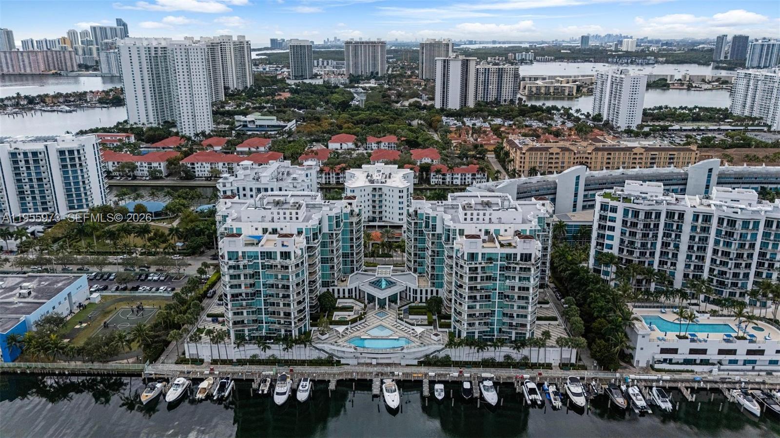 3131 NE 188th St # 803 Unit: 2-803