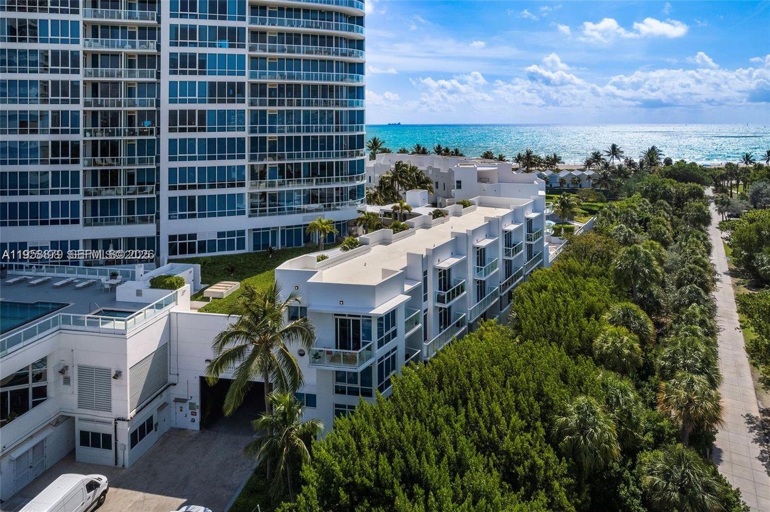 100 S Pointe Dr # 13 Unit: TH-13