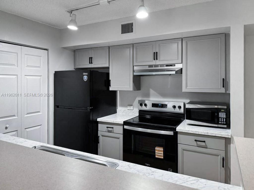 11133 SW 8th St # 104