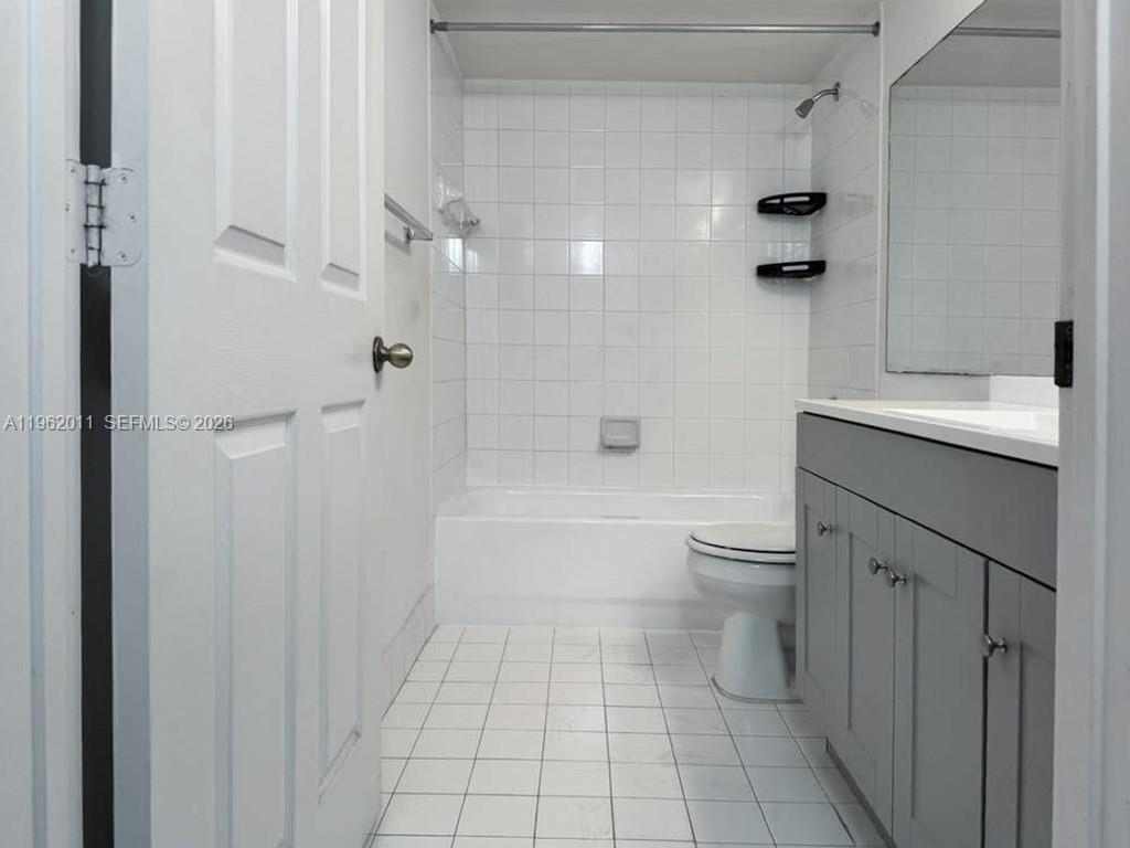 11133 SW 8th St # 104