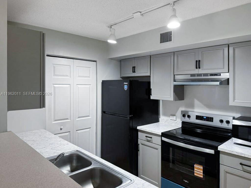 11133 SW 8th St # 104