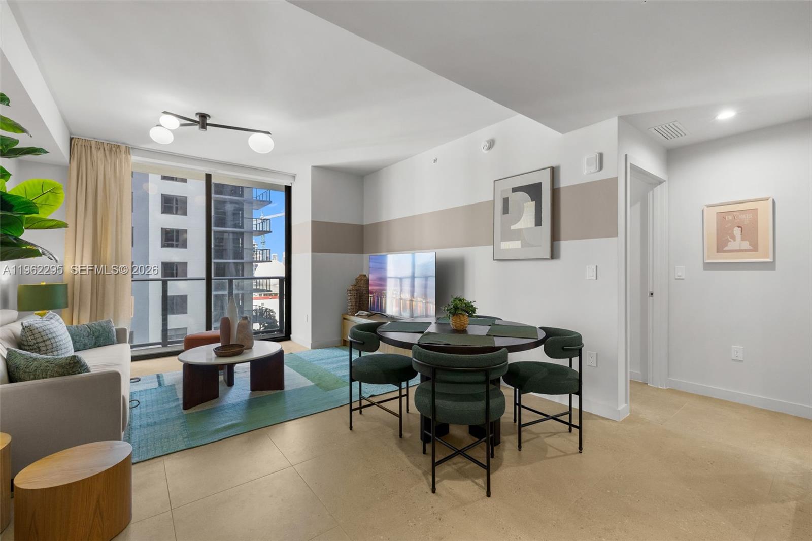 11 NE 6th St # 1611