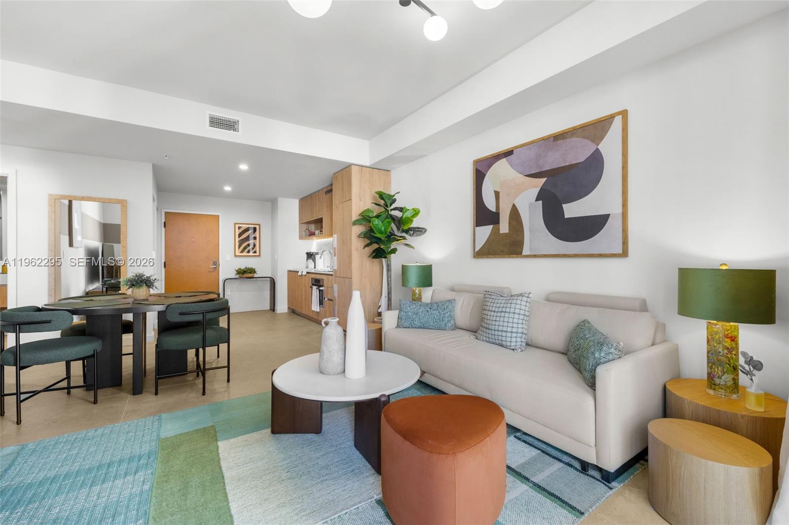 11 NE 6th St # 1611