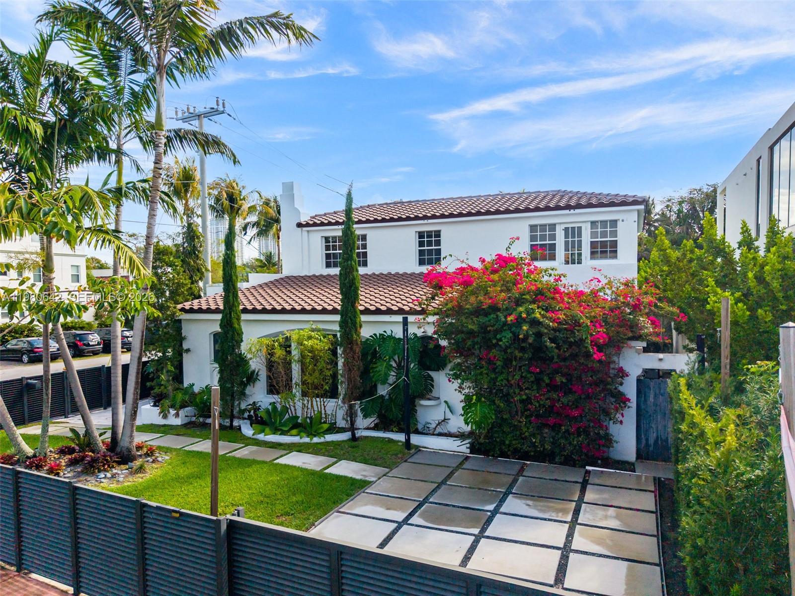 4491 Prairie Ave