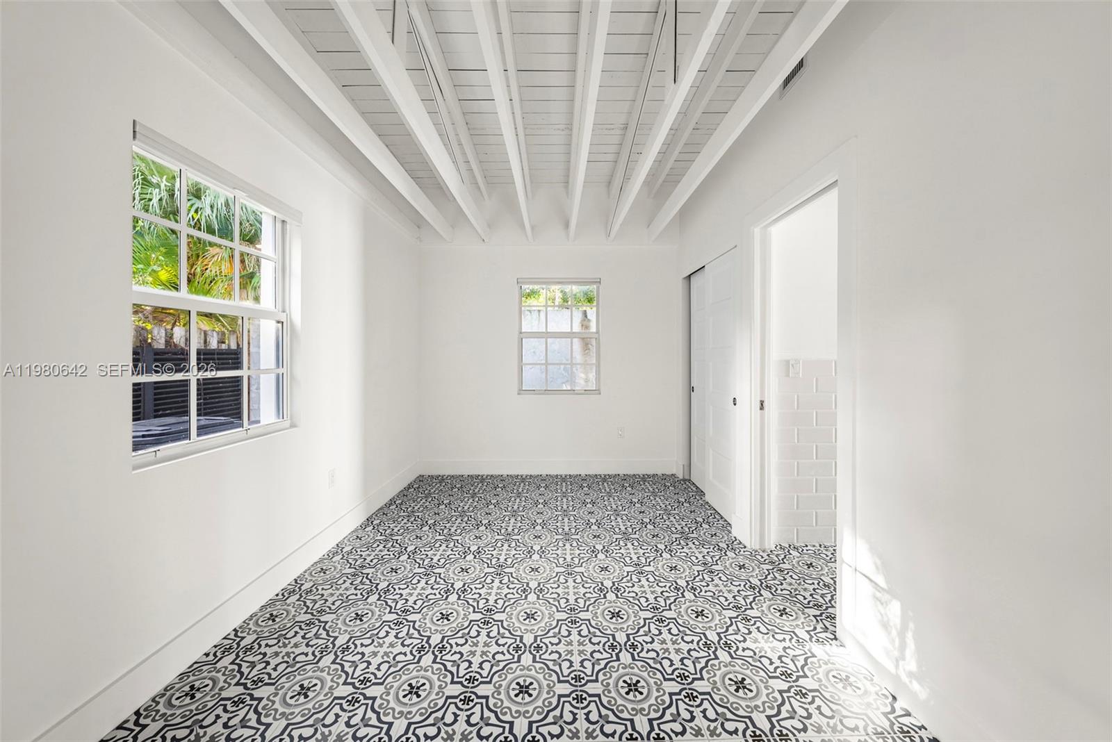 4491 Prairie Ave