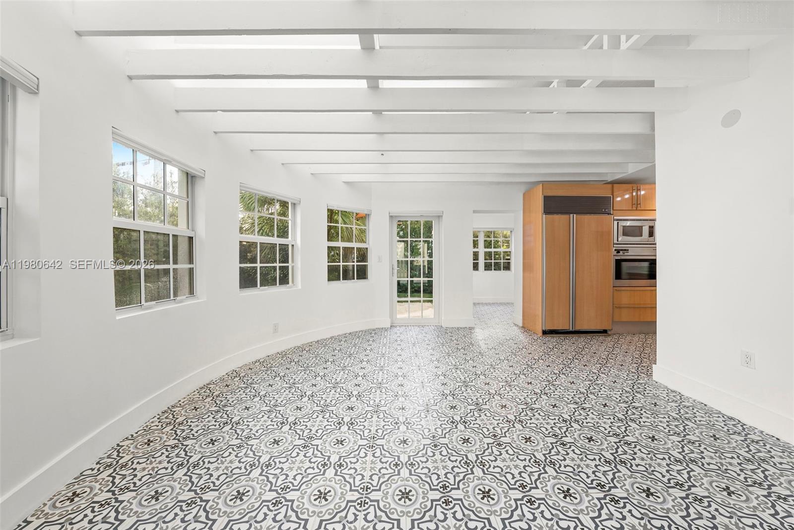 4491 Prairie Ave