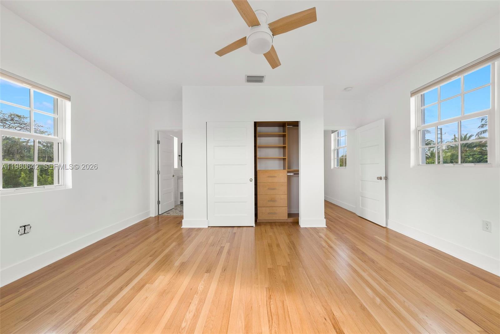 4491 Prairie Ave
