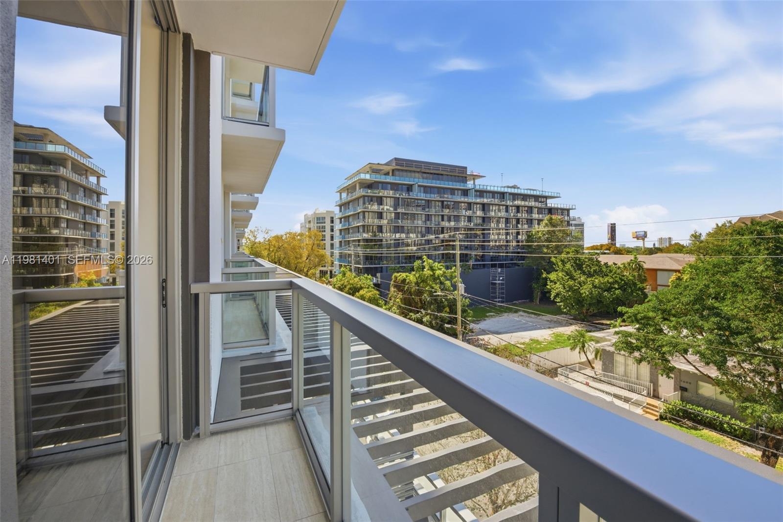 1611 SW 2nd Avenue # 301