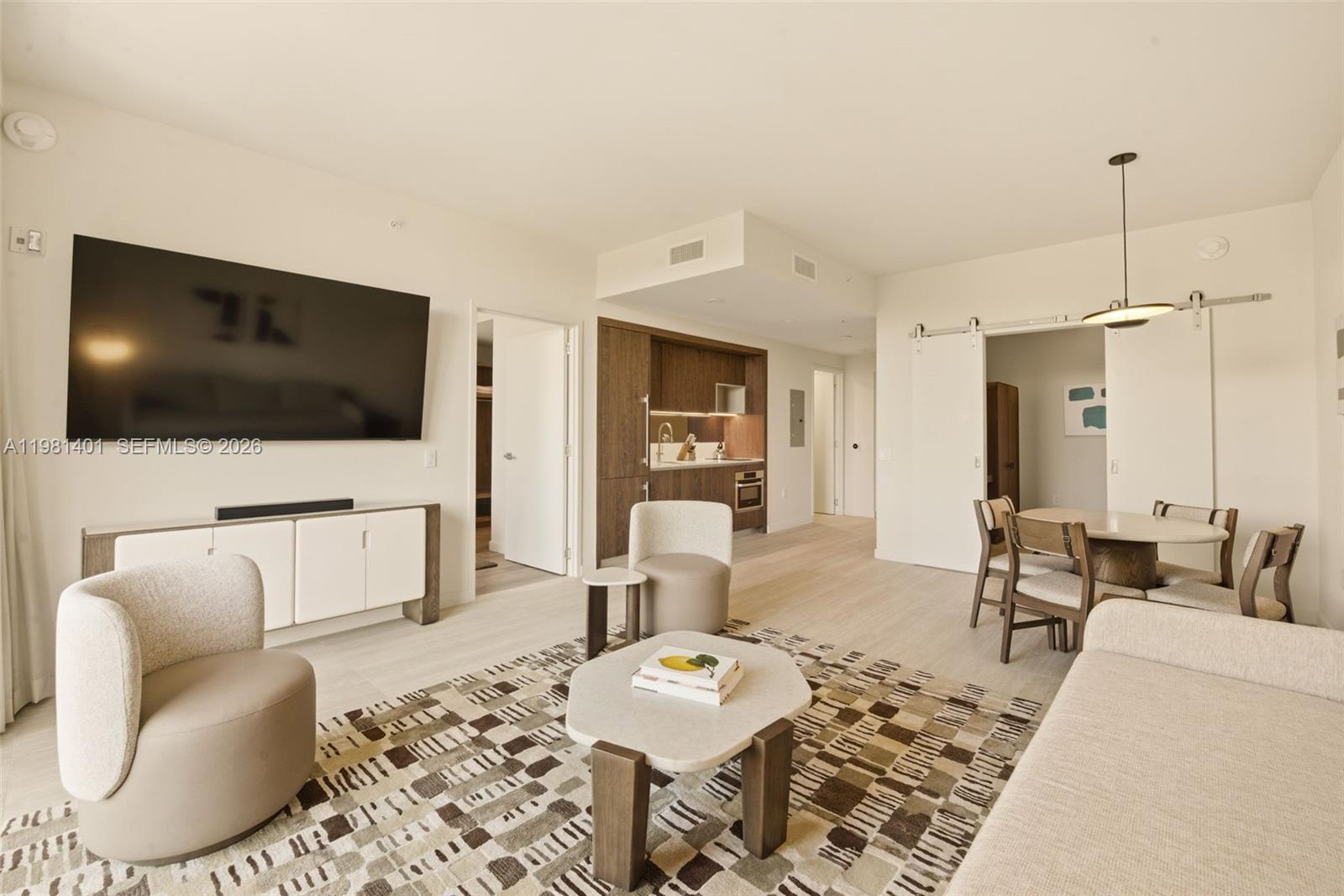 1611 SW 2nd Avenue # 301