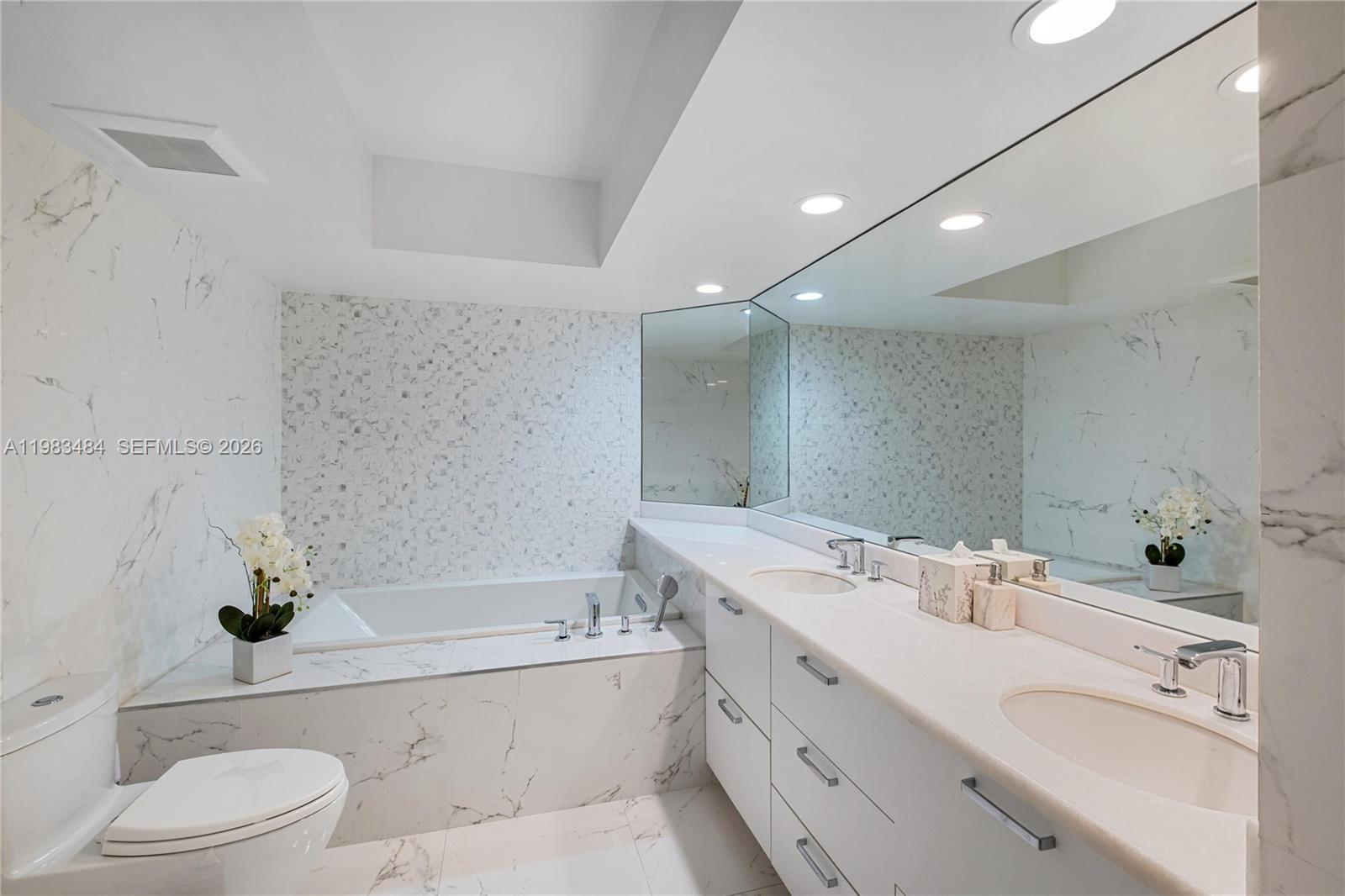 16425 Collins Ave # 2215