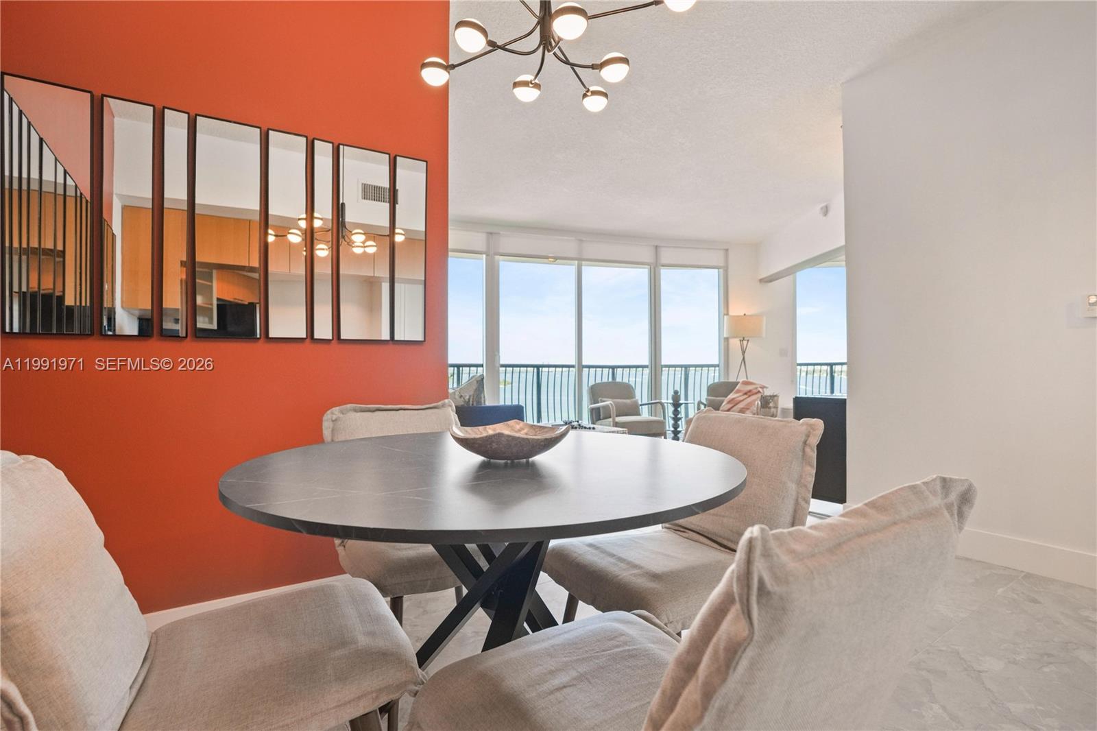 1750 N Bayshore Dr # 1401