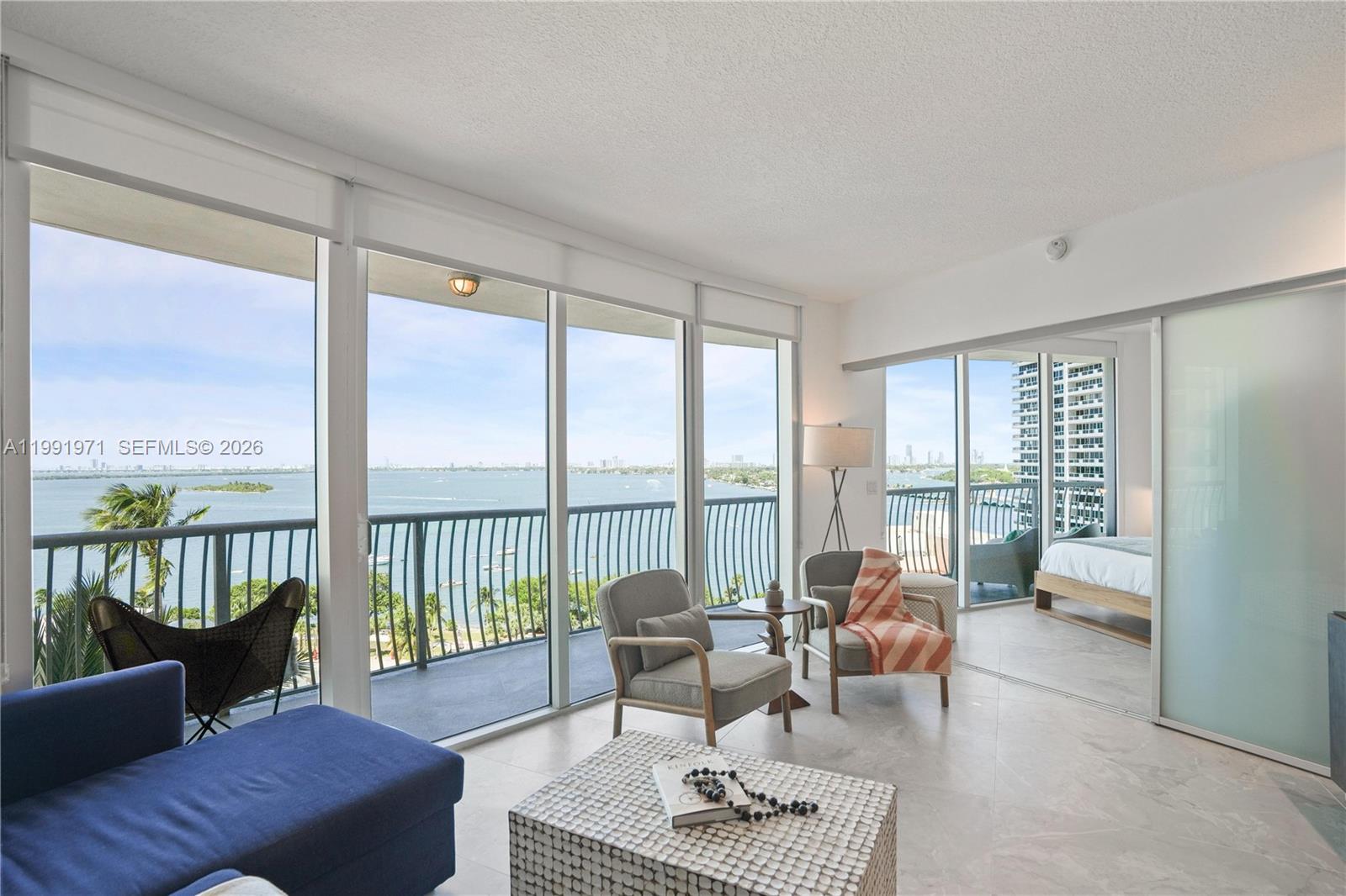 1750 N Bayshore Dr # 1401