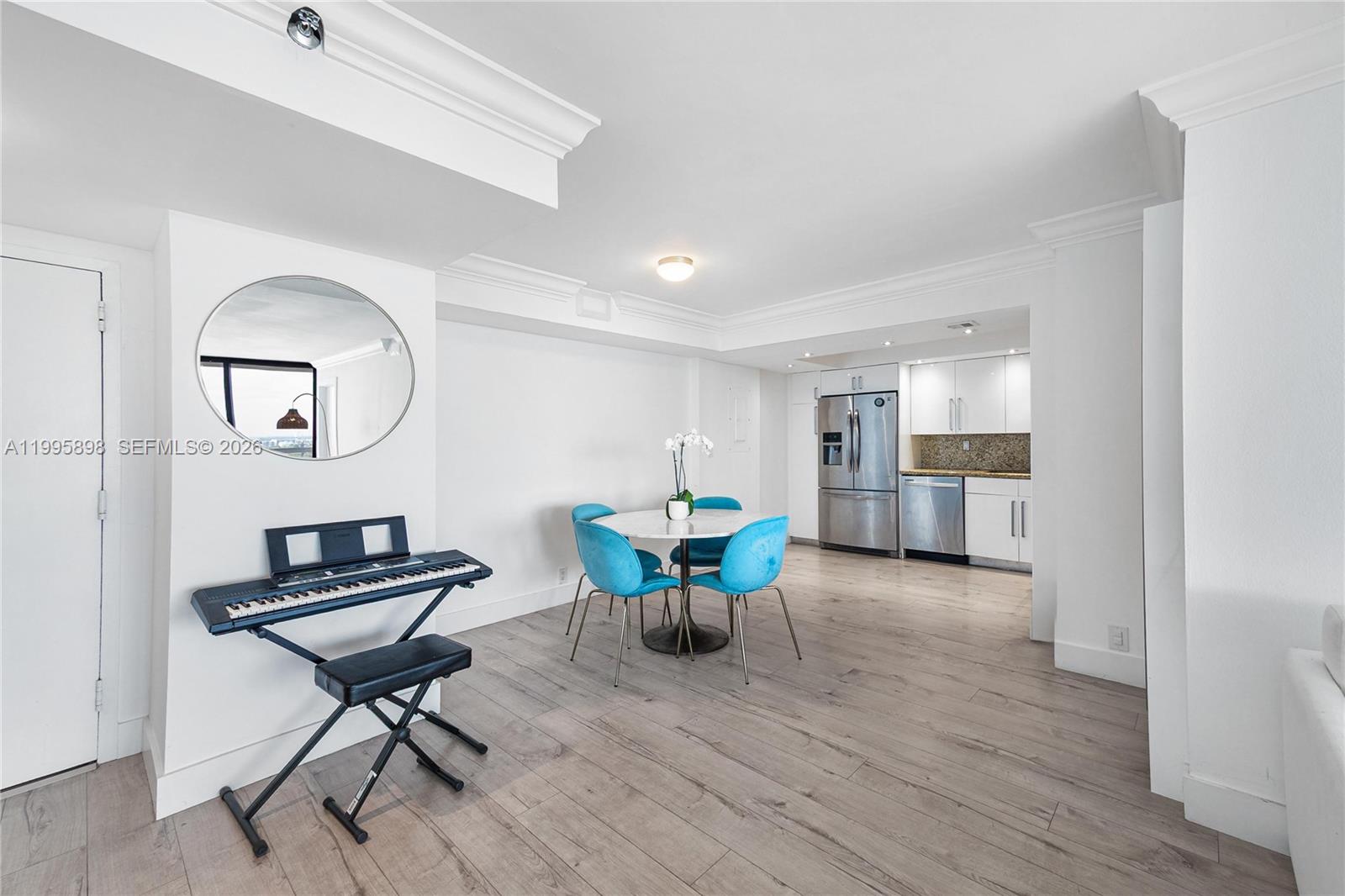 2000 Towerside Ter Unit: PH9