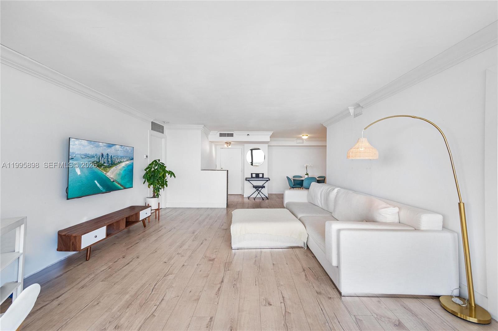 2000 Towerside Ter Unit: PH9