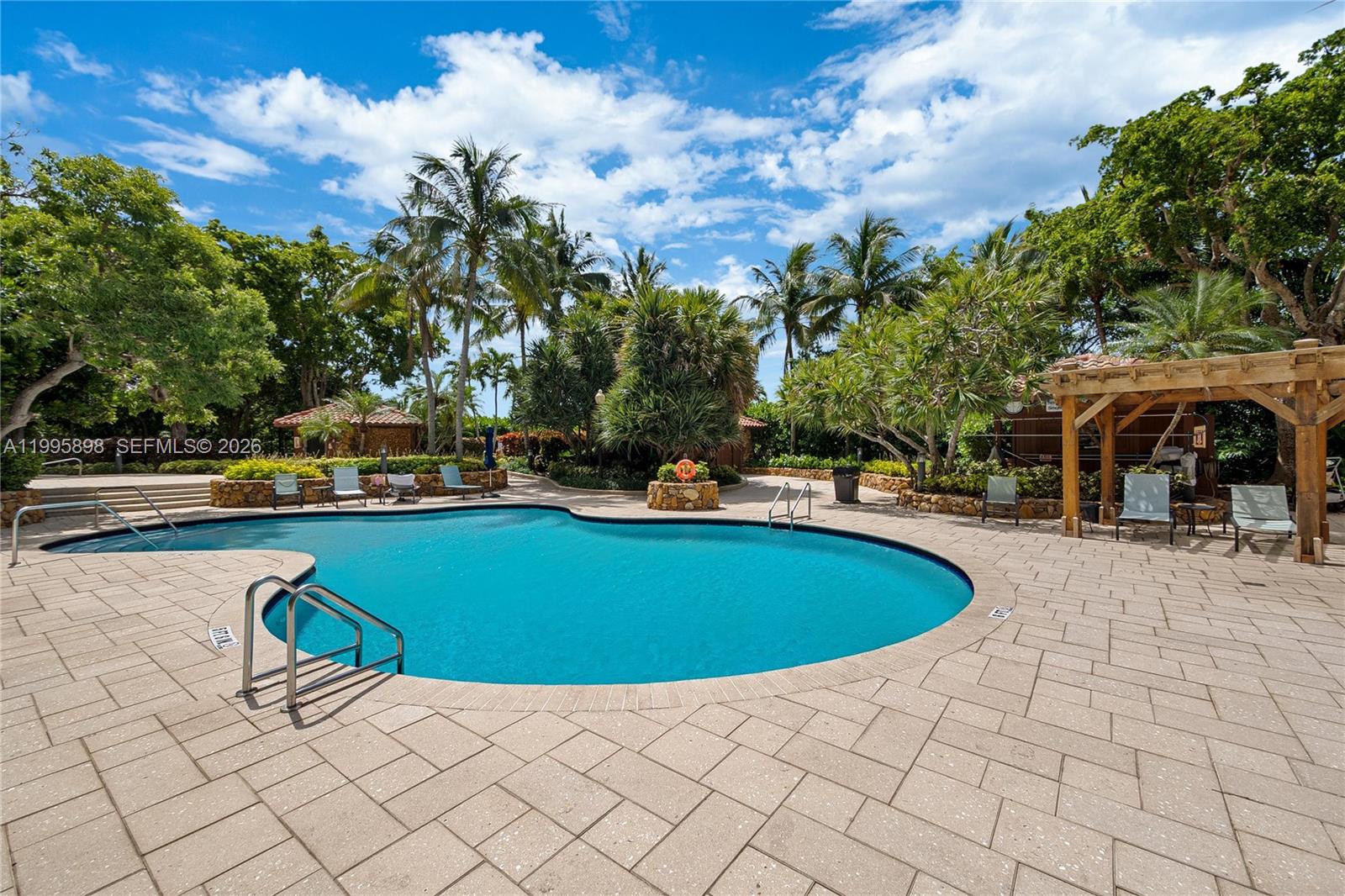 2000 Towerside Ter Unit: PH9