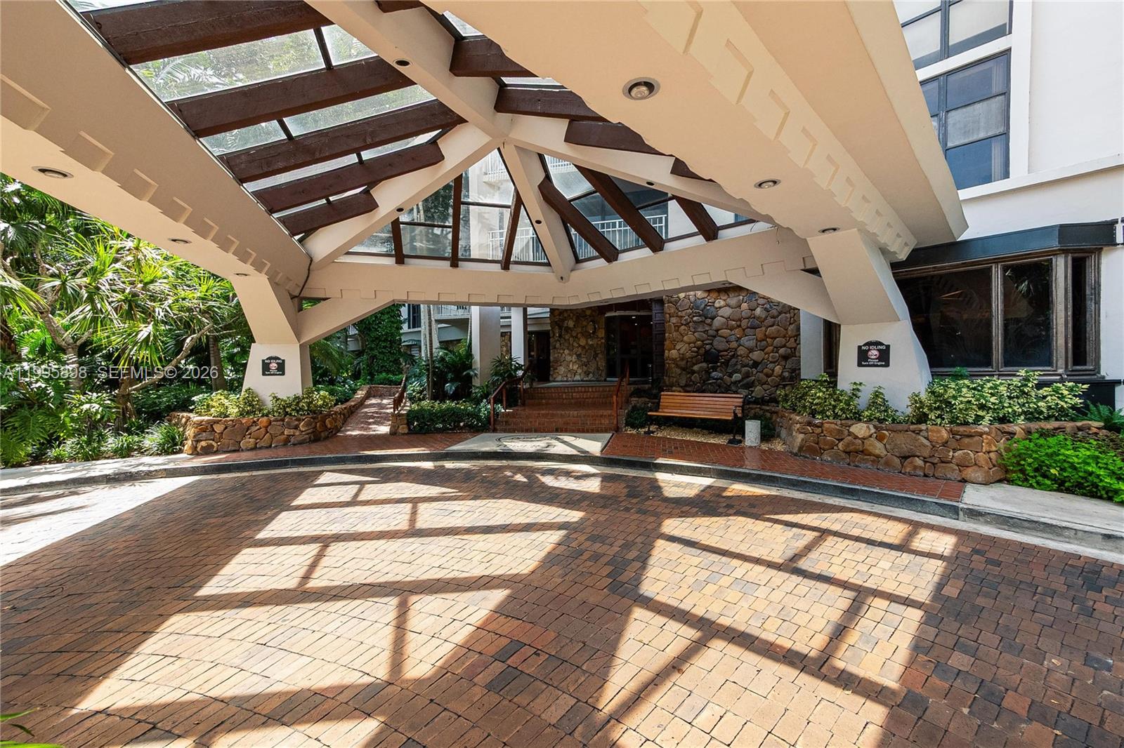 2000 Towerside Ter Unit: PH9