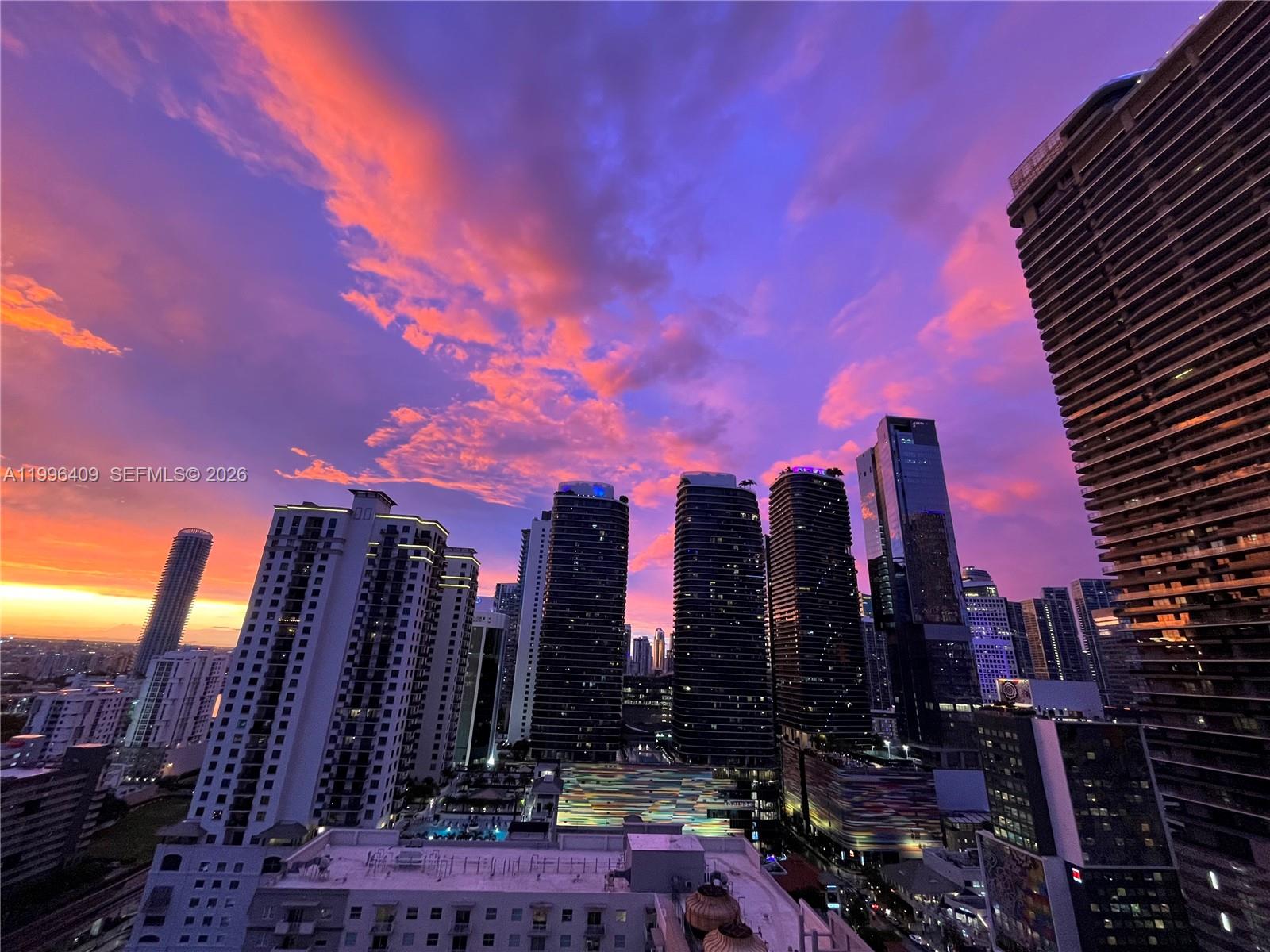 1111 SW 1st Ave Unit: 2721-N