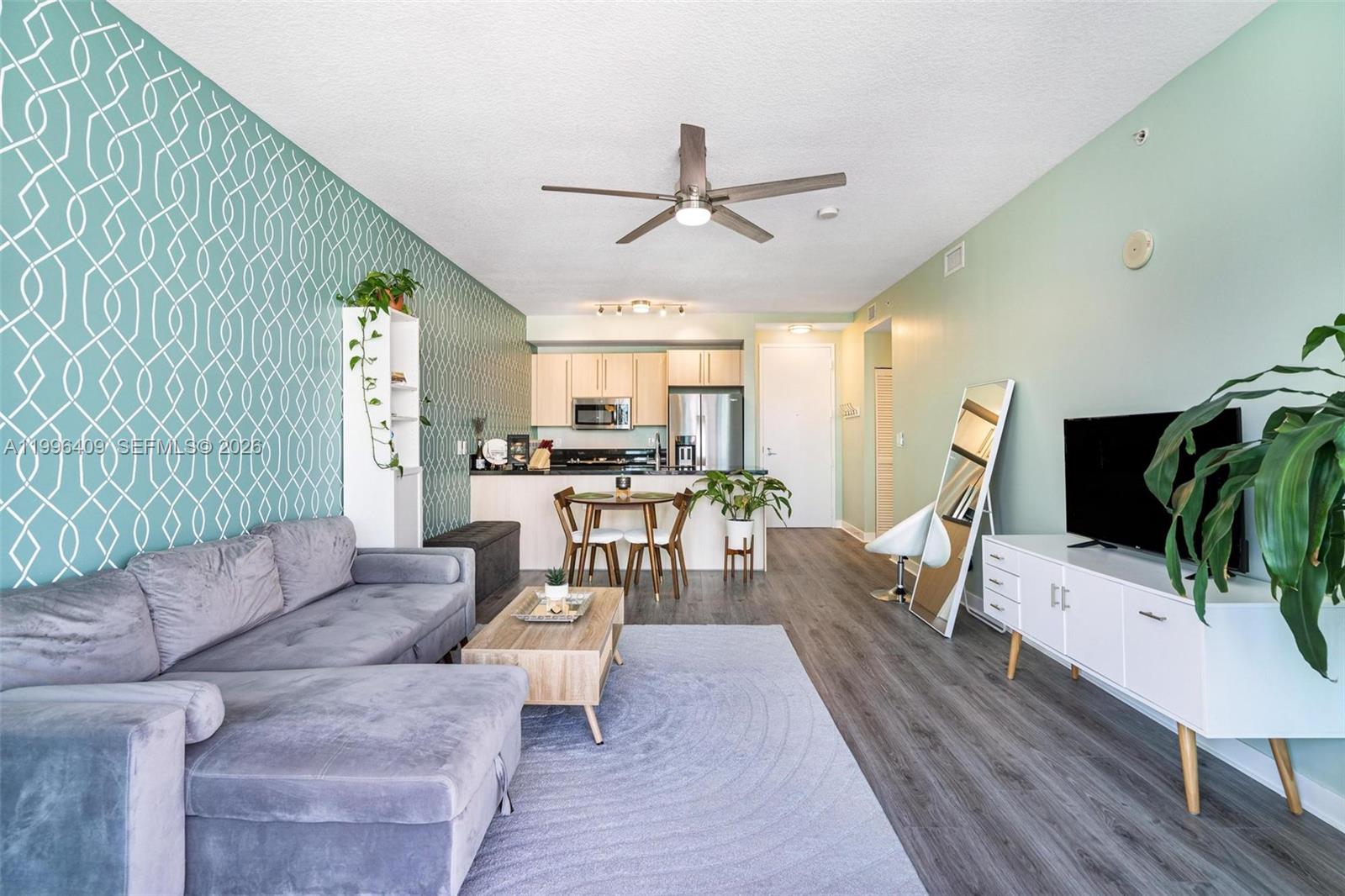 1111 SW 1st Ave Unit: 2721-N