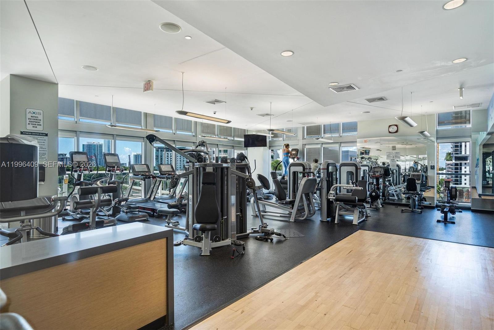 1111 SW 1st Ave Unit: 2721-N