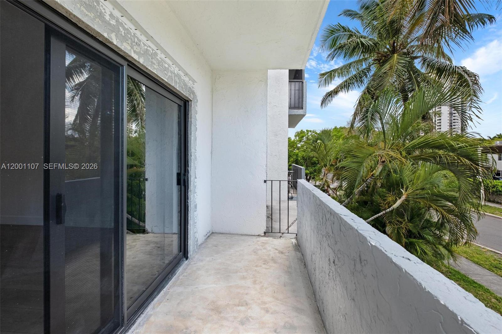 3582 NE 171st St # 207